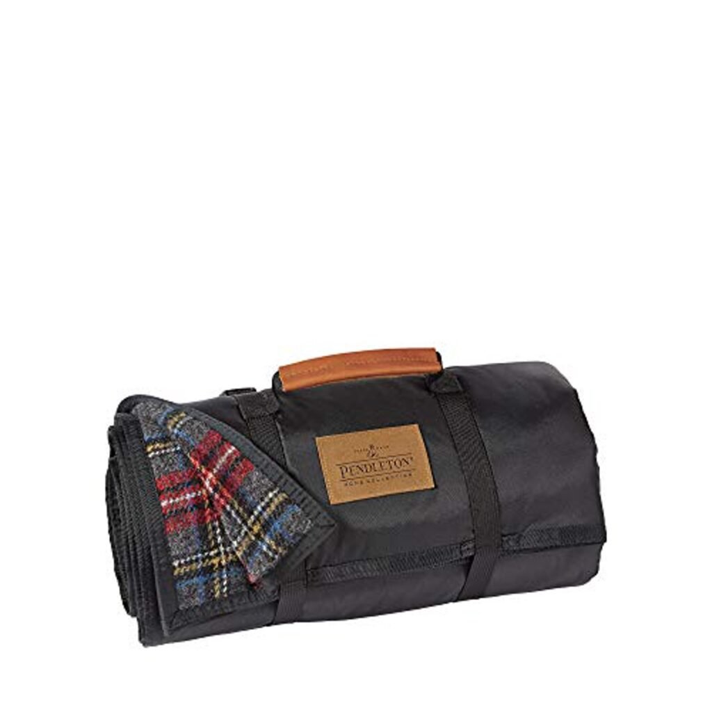 Pendleton Roll-Up Wool Blanket